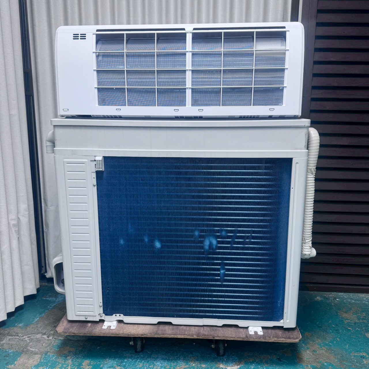 中古エアコン】K07170 ハイセンス 2022年製 HA-G71E2E1-W 主に23畳用